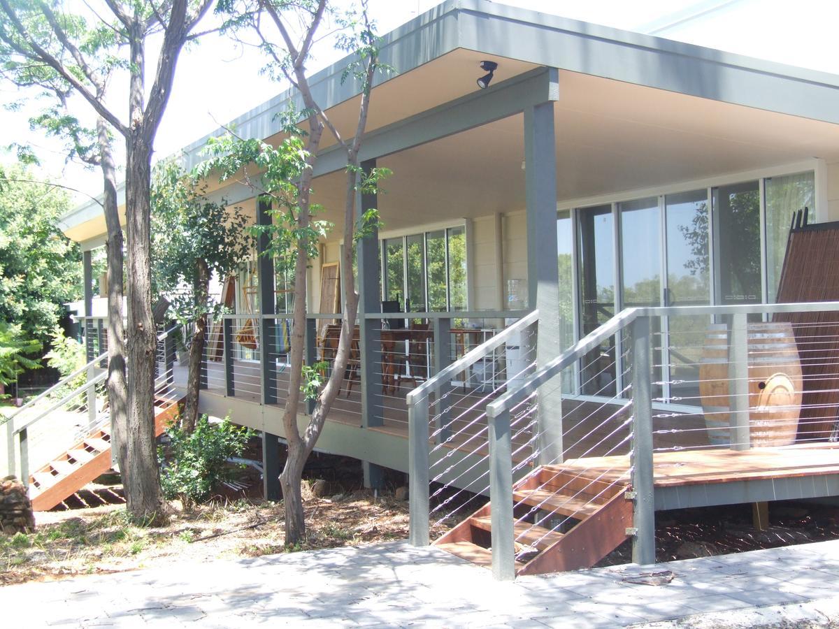 دوبو Bulwarra Bed & Breakfast المظهر الخارجي الصورة